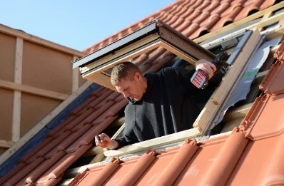 Pose de fenêtres de toit Velux à Rouquette